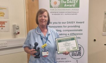 Continence nurse receives international DAISY award